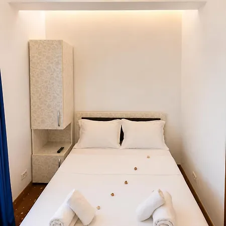 מלון Italia Boutique 3*
